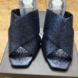 One time use , 8.5 blue color